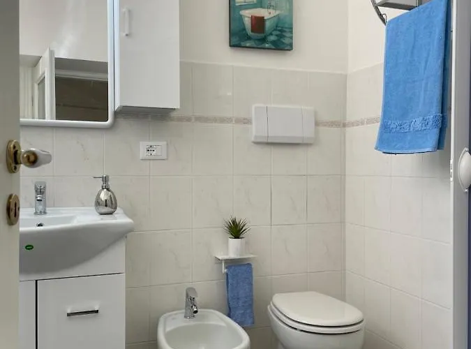 Old Town Lemon Charm * Bordighera