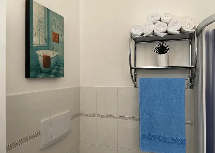 Old Town Lemon Charm *